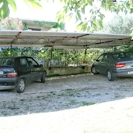 Appartamento With A Parking Space Murter - 5103 *